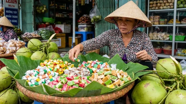 Vietnamese coconut candy